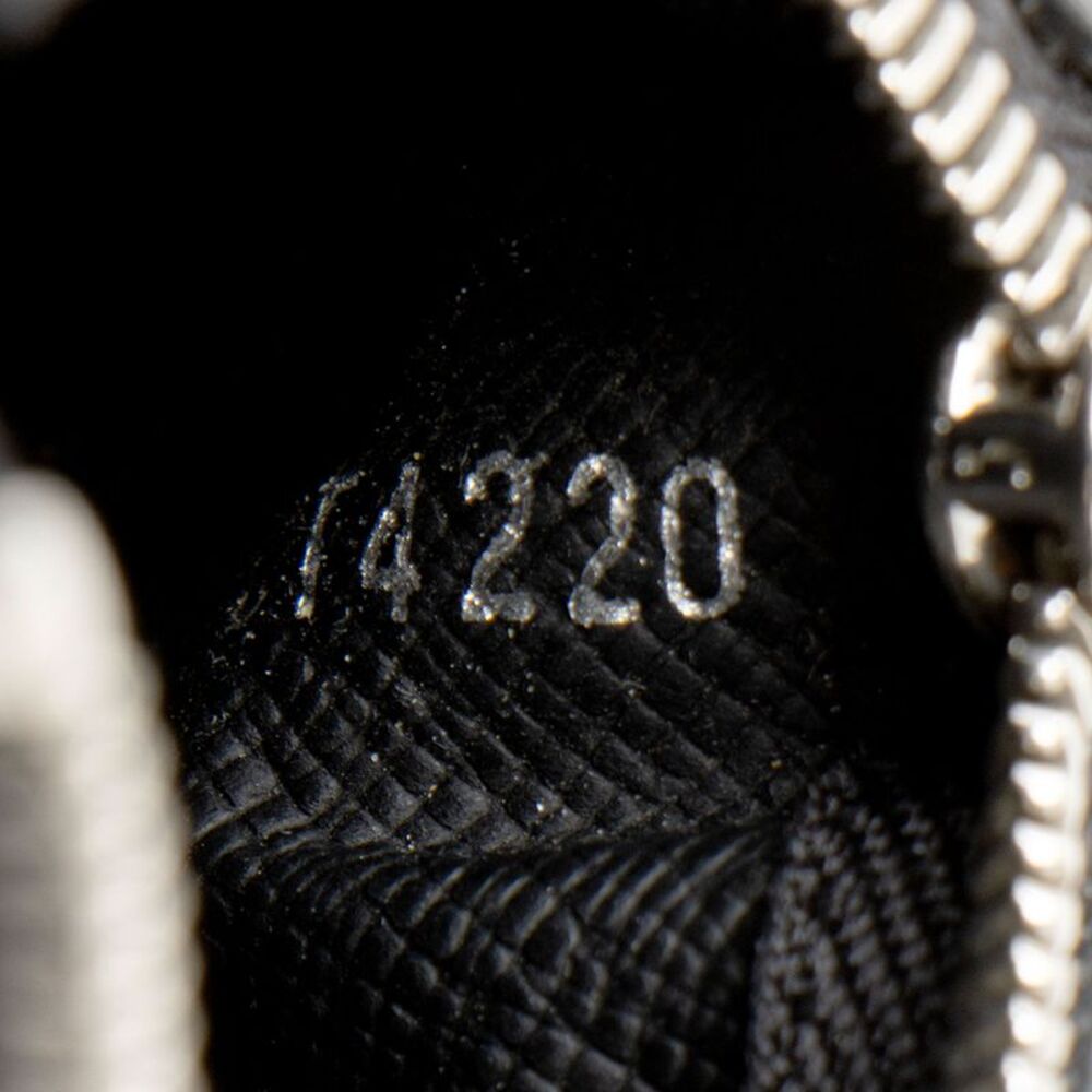 Louis Vuitton Damier Graphite Key Pouch - Picture 4 of 9